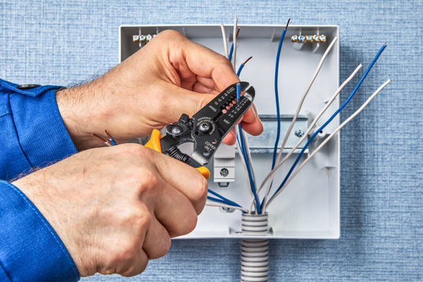 Professional Electrician in Ben Wheeler, TX